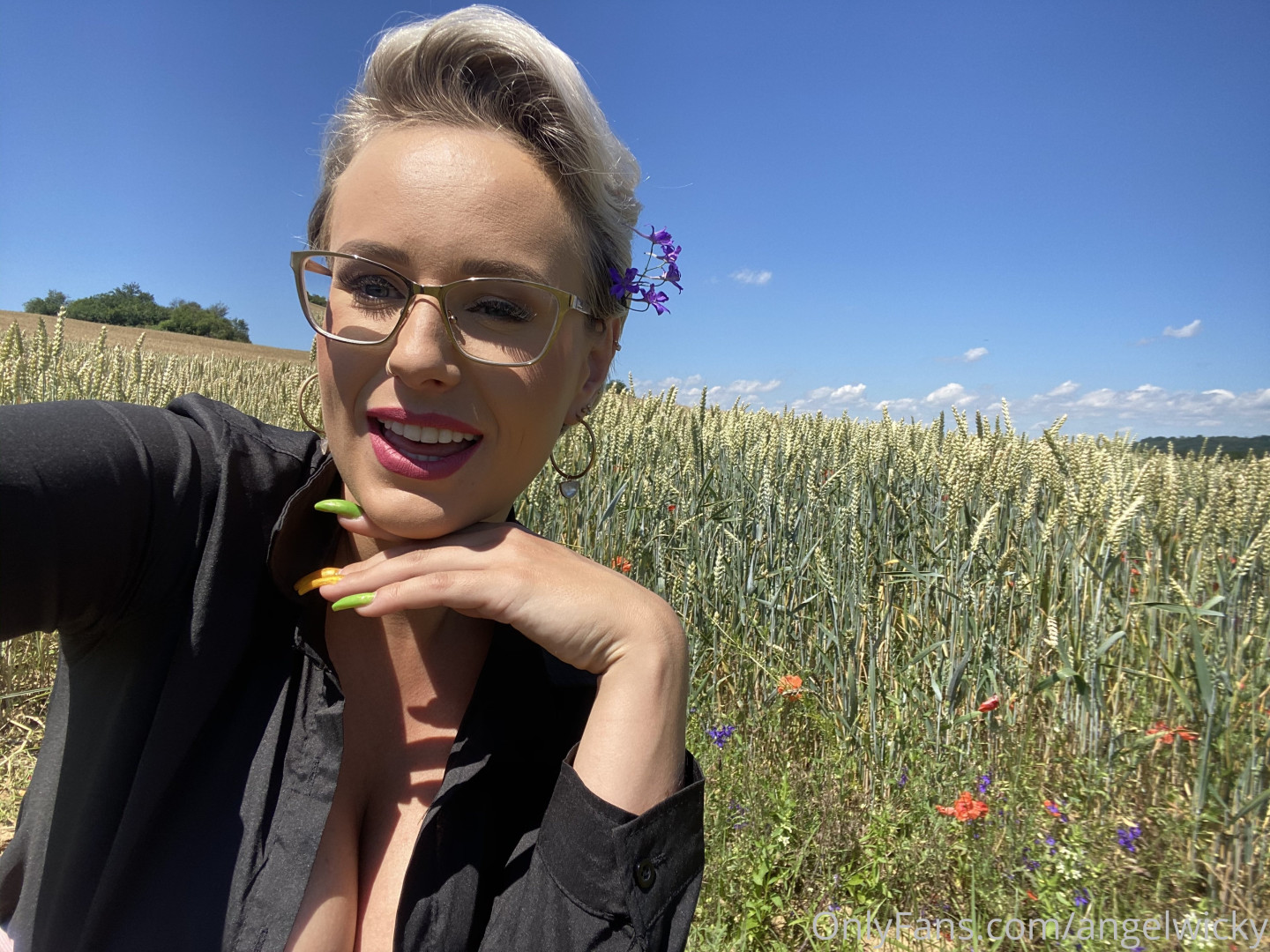 Photo by angelwicky published on November 21,2023 15:50:22 - BestThots