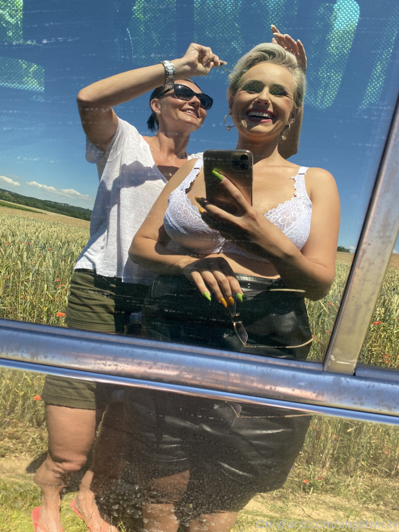 Photo by angelwicky published on November 21,2023 15:50:29 - BestThots