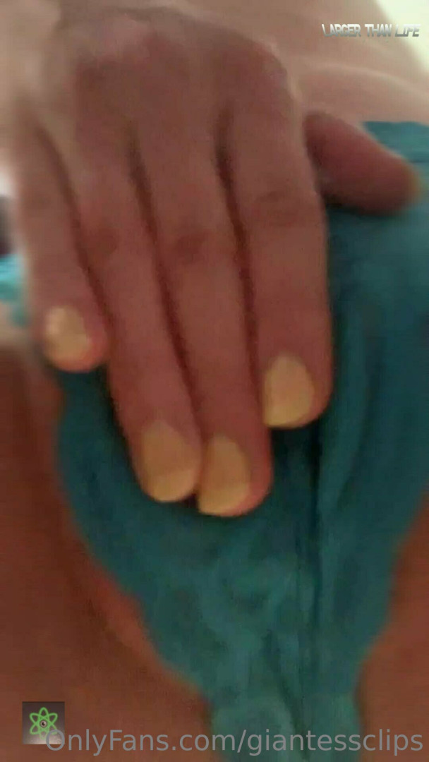 Photo by giantessclips published on January 15,2024 05:20:30 - BestThots