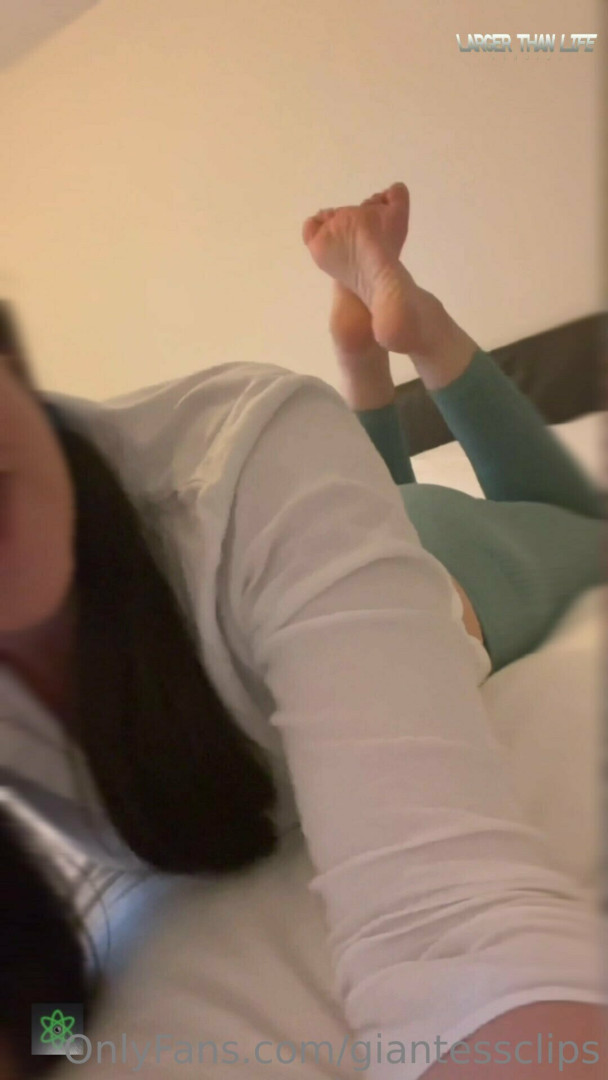 Photo by giantessclips published on January 15,2024 05:24:02 - BestThots