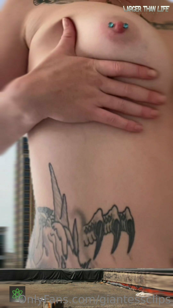 Photo by giantessclips published on January 15,2024 05:24:26 - BestThots