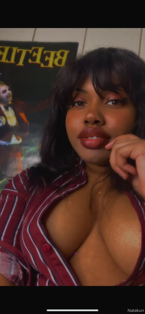 Photo by thiccxms published on May 16,2023 19:24:21 - BestThots