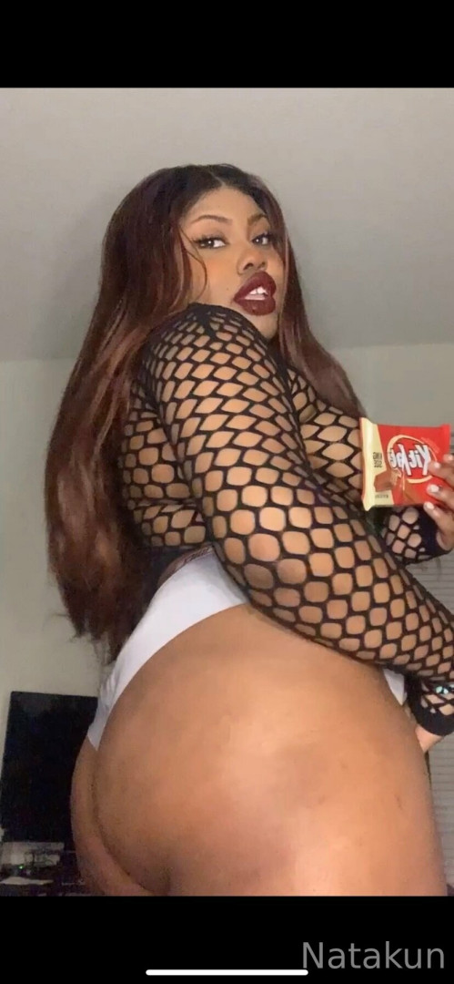 Photo by thiccxms published on May 16,2023 19:24:52 - BestThots