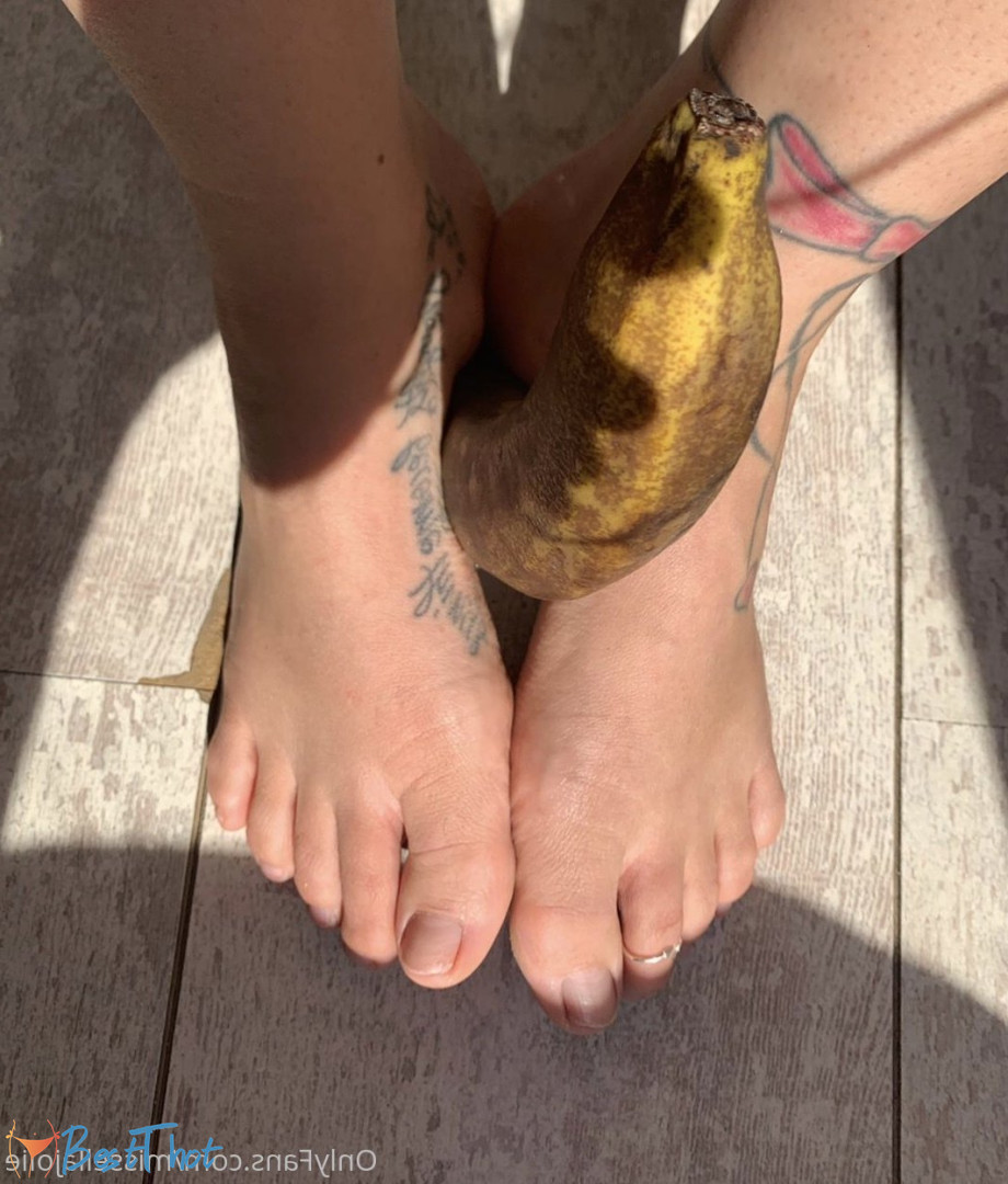 Photo by missellajolie published on December 22,2024 11:08:15 - BestThots