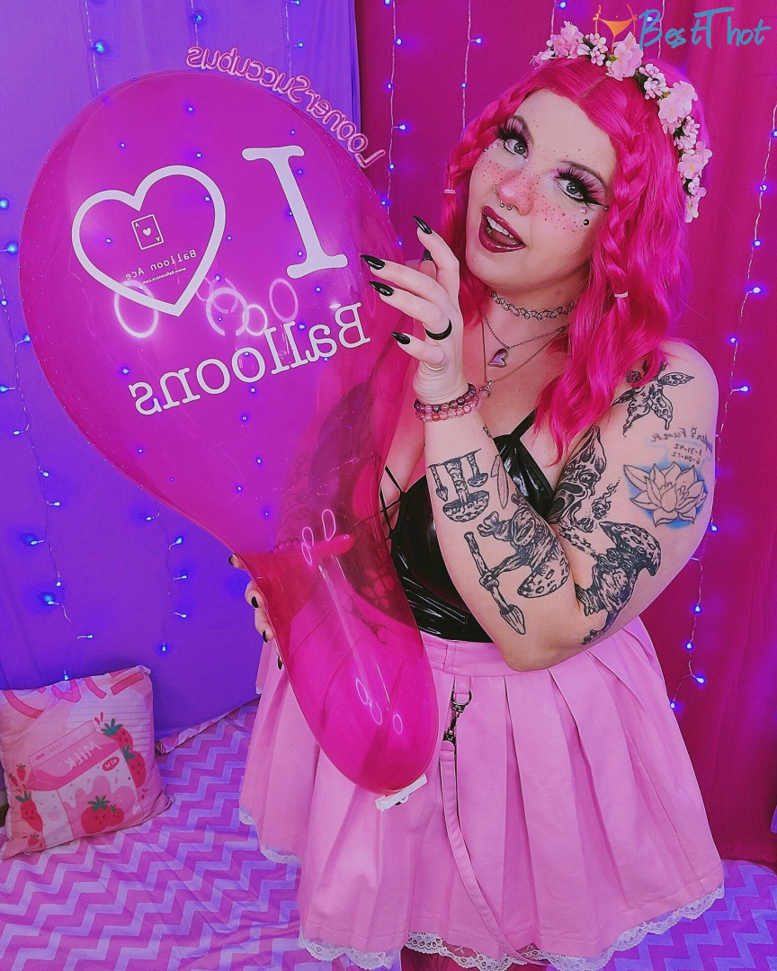 Photo by succubusworld published on December 14,2024 08:05:03 - BestThots