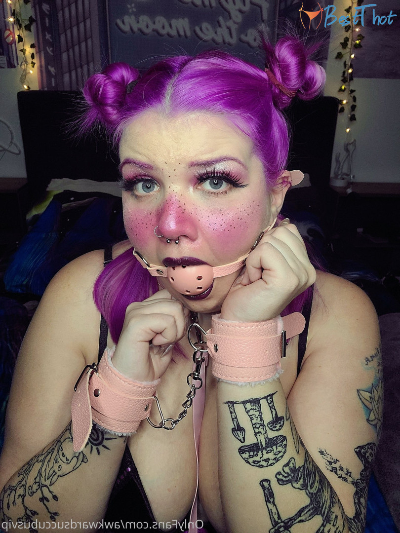 Photo by succubusworld published on December 14,2024 08:05:19 - BestThots