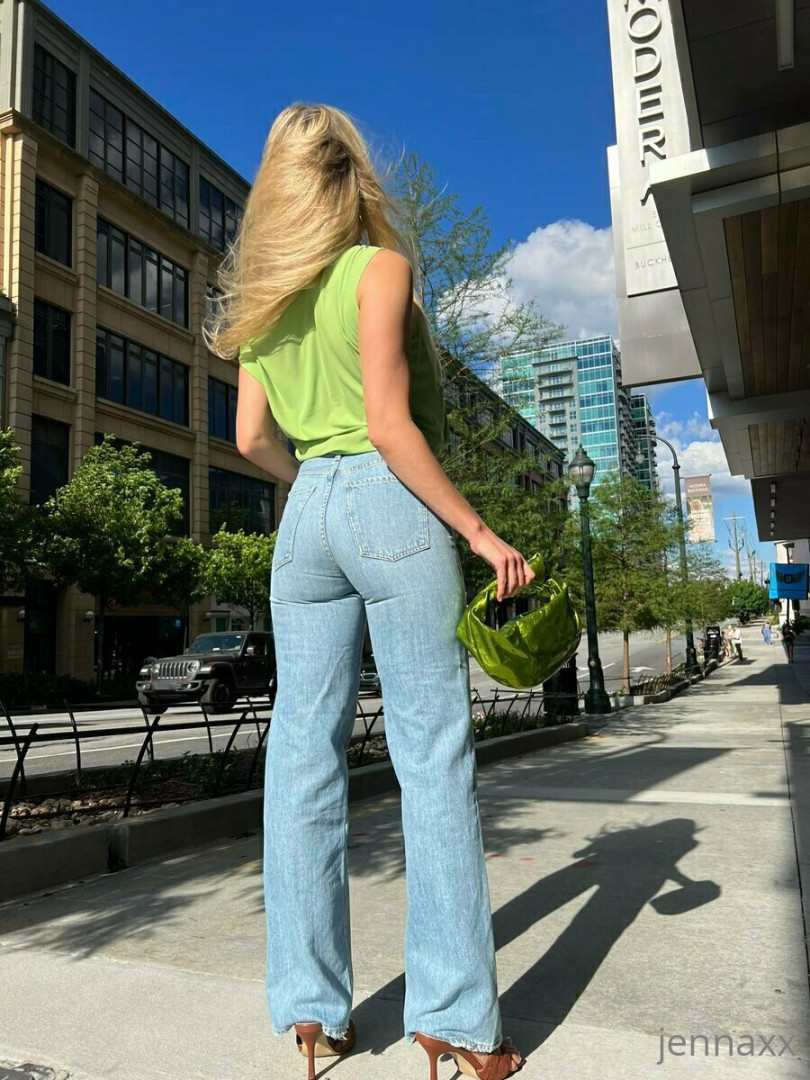Photo by jennaxx published on August 30,2023 03:17:28 - BestThots