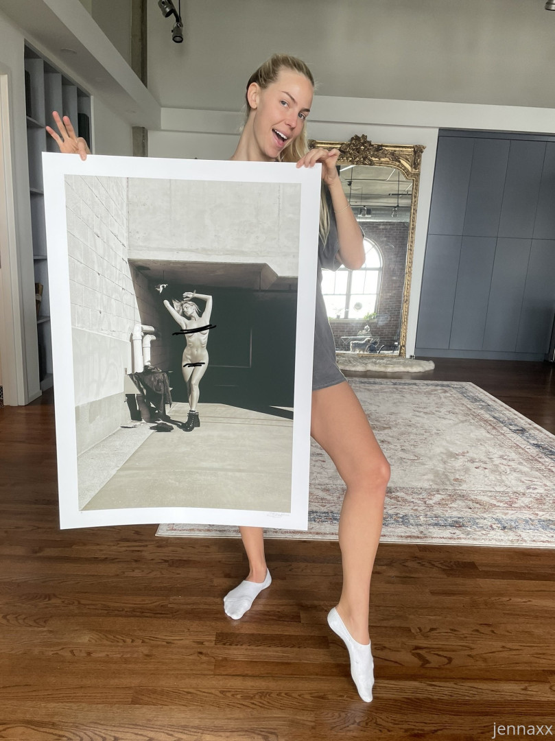 Photo by jennaxx published on August 30,2023 03:45:17 - BestThots