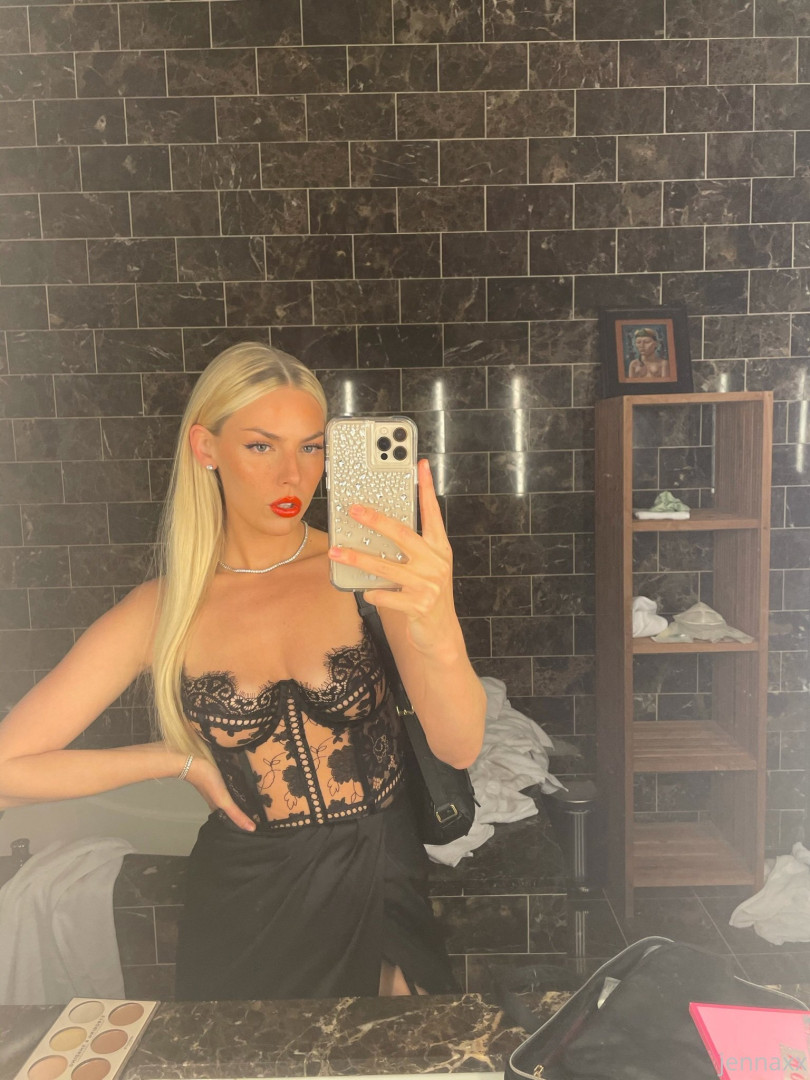 Photo by jennaxx published on August 30,2023 05:40:53 - BestThots