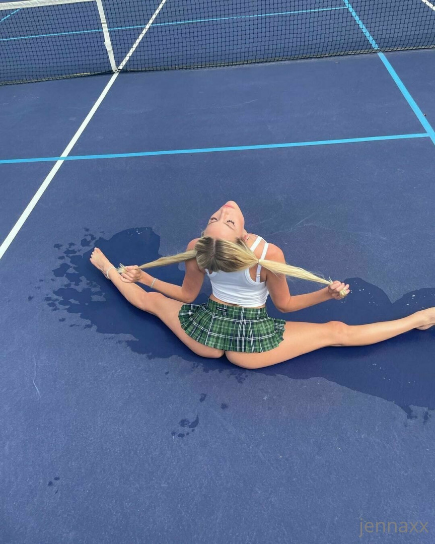 Photo by jennaxx published on August 30,2023 05:44:21 - BestThots