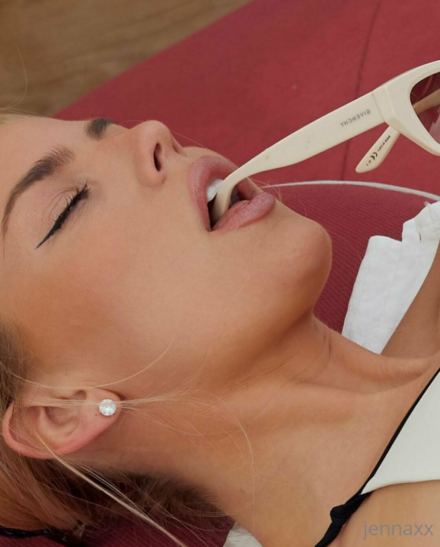 Photo by jennaxx published on August 30,2023 11:50:37 - BestThots