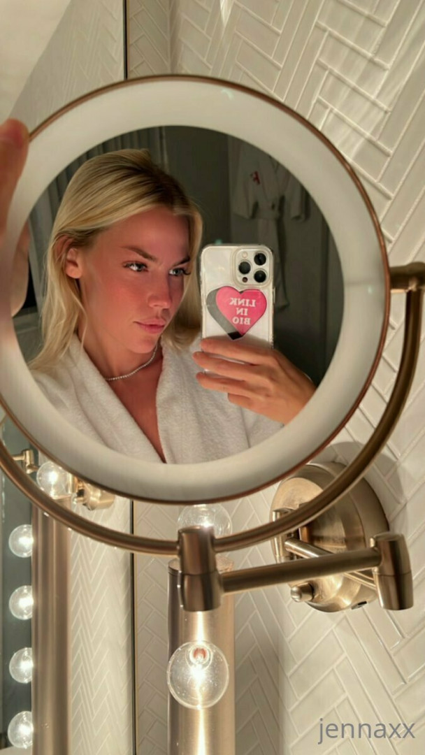 Photo by jennaxx published on August 30,2023 12:37:27 - BestThots