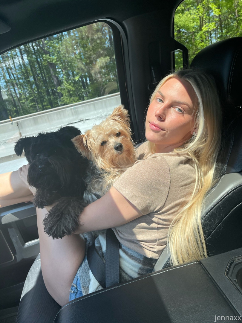 Photo by jennaxx published on August 30,2023 14:31:59 - BestThots