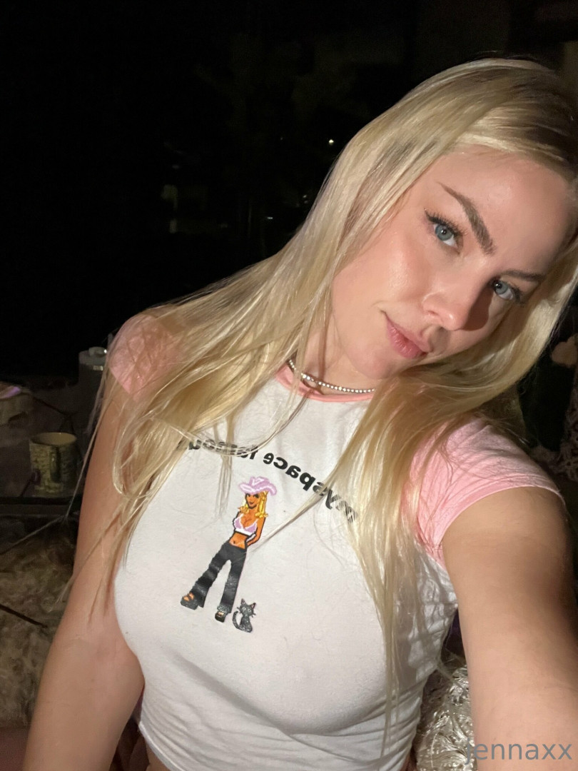 Photo by jennaxx published on October 16,2023 18:54:57 - BestThots