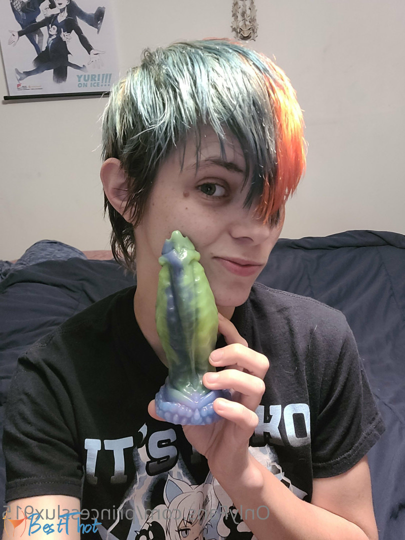 Photo by princesslux915 published on December 14,2024 08:05:57 - BestThots