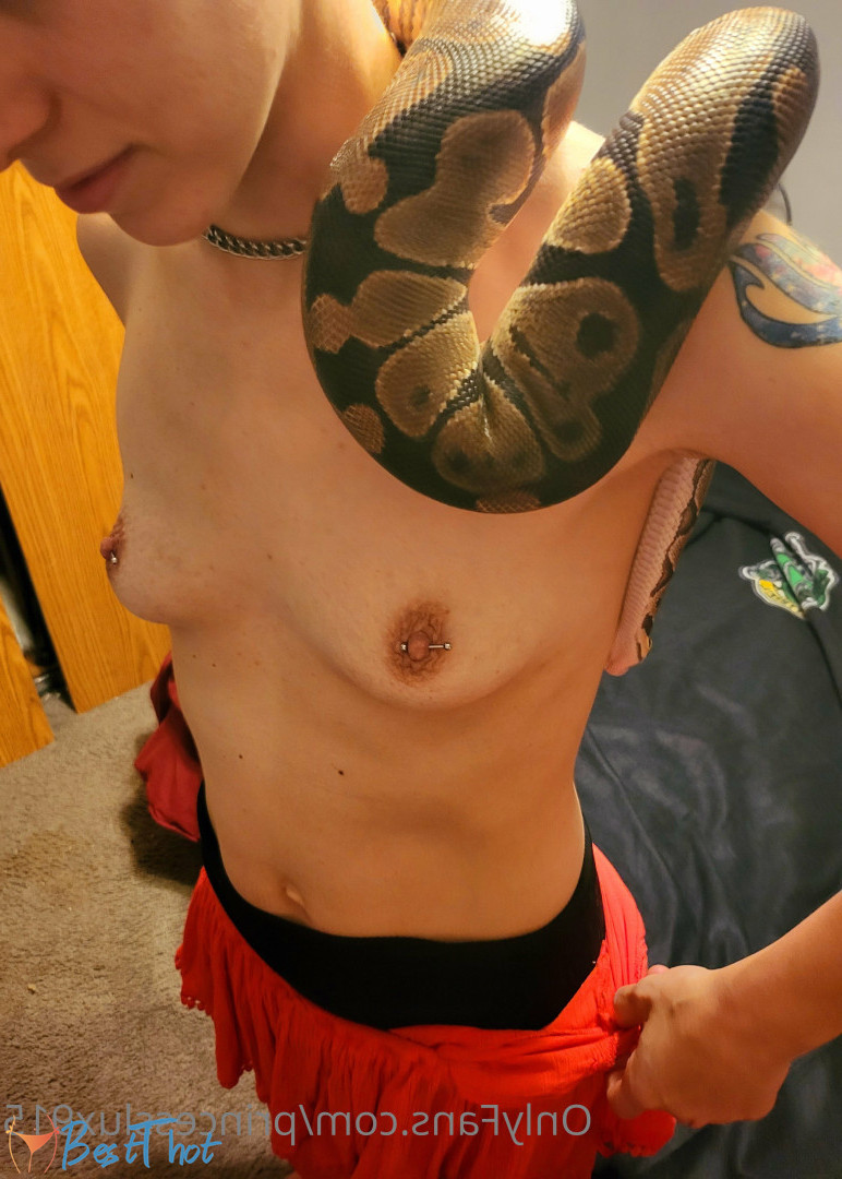 Photo by princesslux915 published on December 14,2024 09:03:45 - BestThots