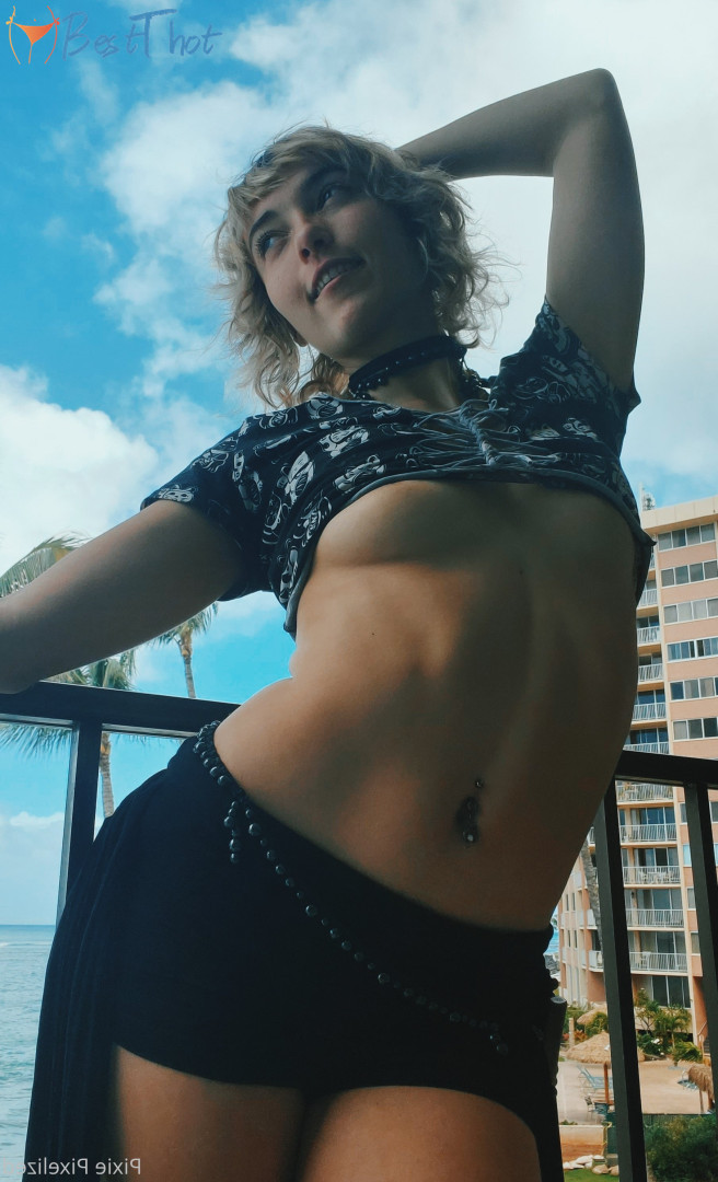 Photo by pixiepixelized published on December 22,2024 12:08:37 - BestThots
