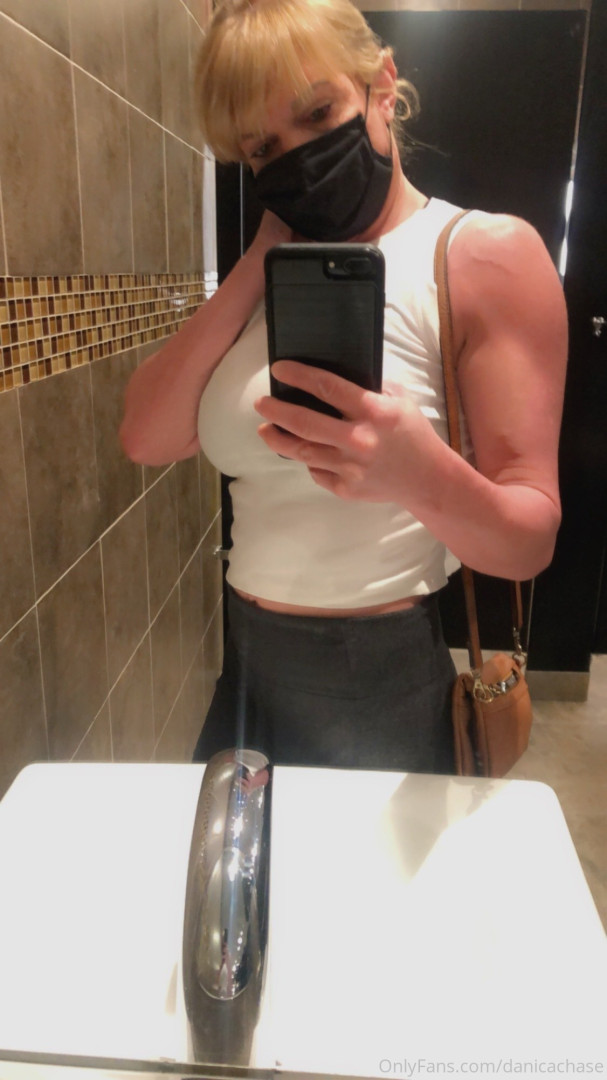 Photo by danicachase published on January 15,2024 01:48:59 - BestThots