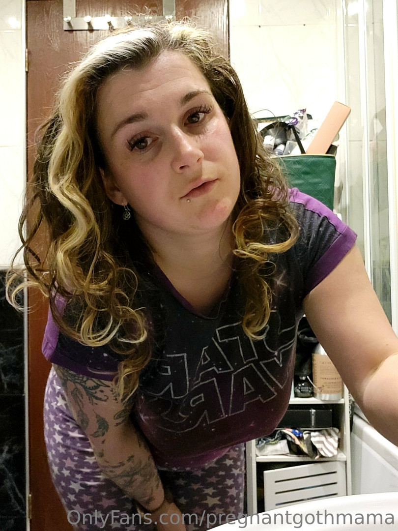 Photo by pregnantgothmama published on July 5,2023 15:54:54 - BestThots
