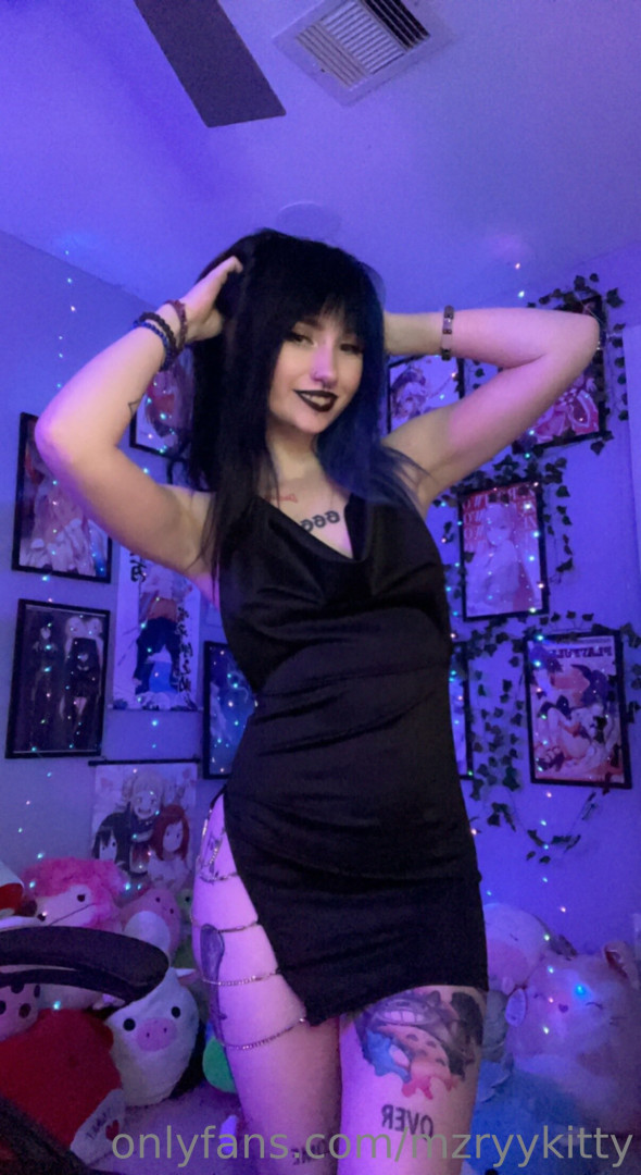 Photo by mzryykittyfree published on July 6,2023 12:52:18 - BestThots