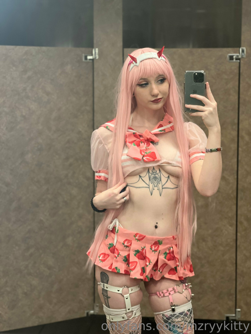 Photo by mzryykittyfree published on July 6,2023 12:52:23 - BestThots