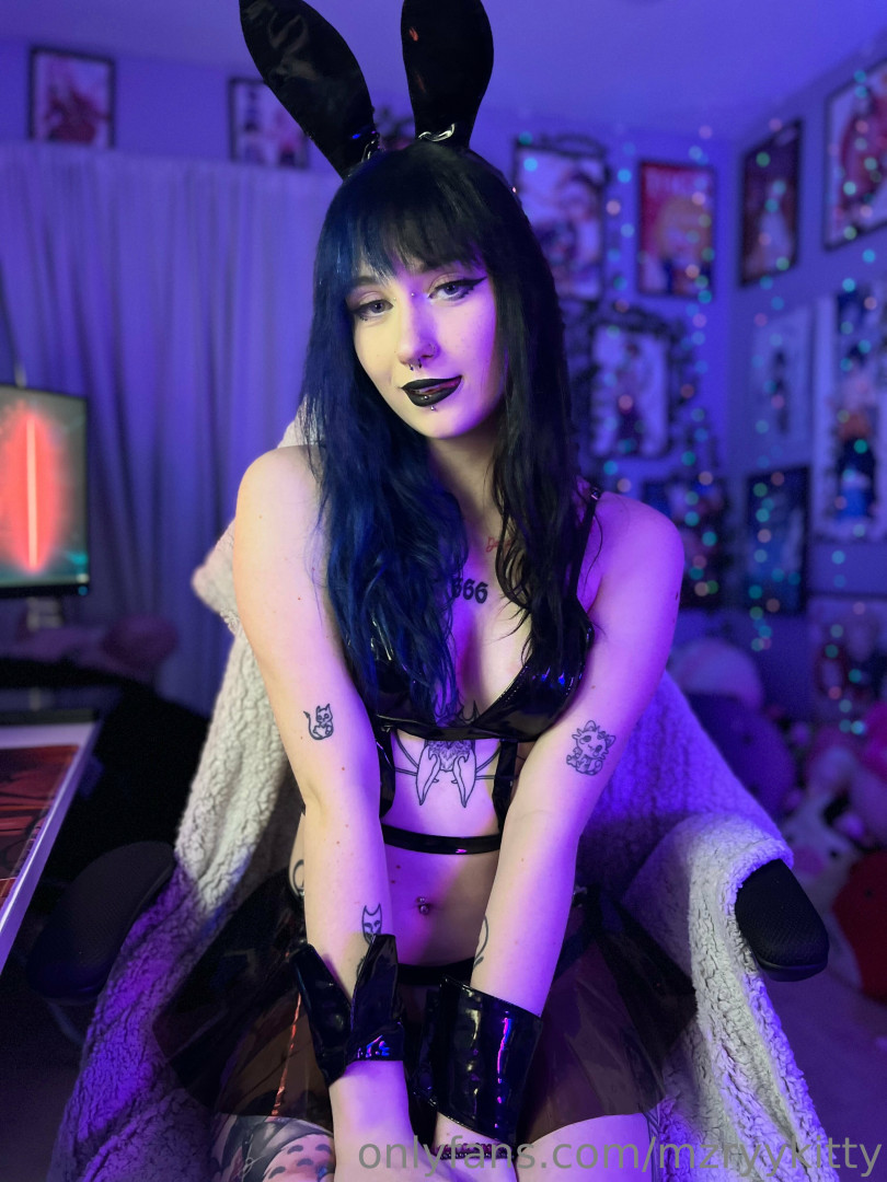 Photo by mzryykittyfree published on July 6,2023 12:55:16 - BestThots