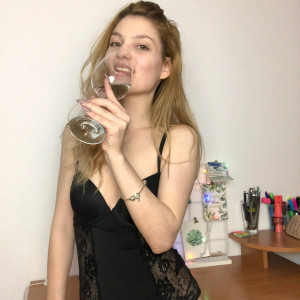 alexisfoxxie #6552281