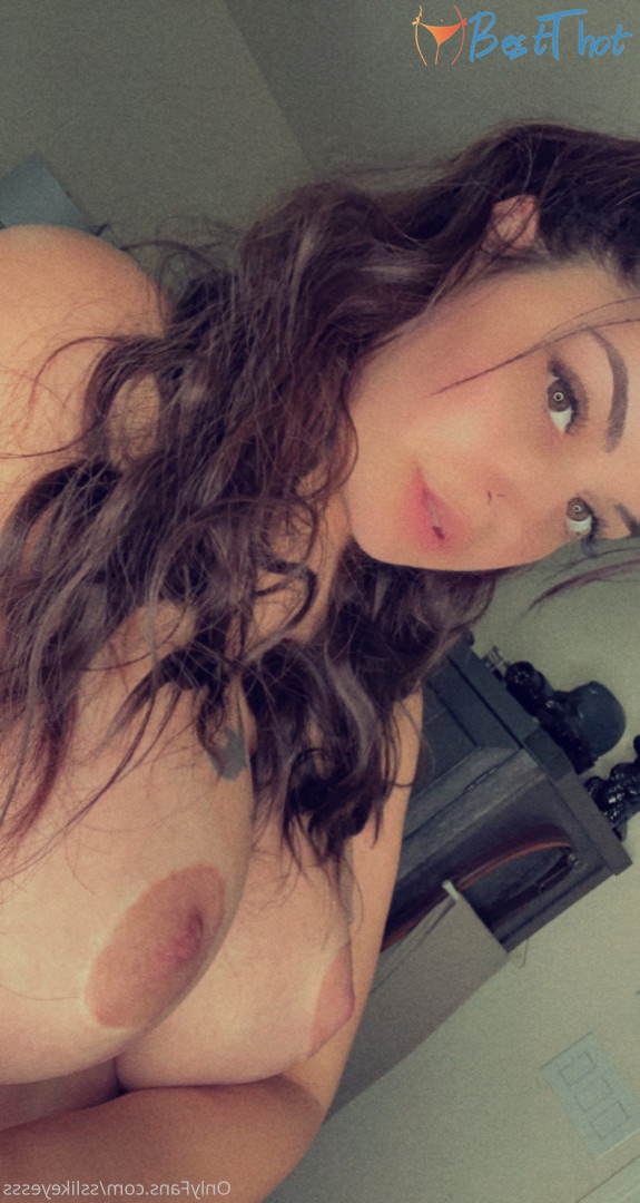 Photo by sslikeyesss published on December 18,2024 23:07:15 - BestThots