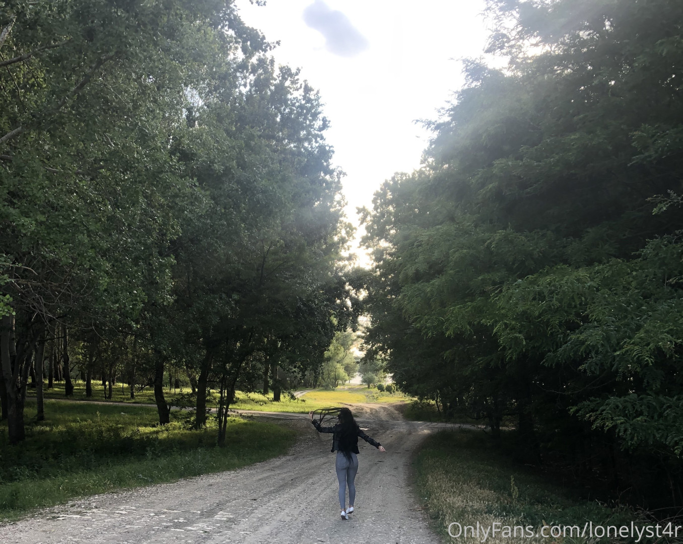 Photo by lonelyst4r published on June 7,2023 18:23:03 - BestThots
