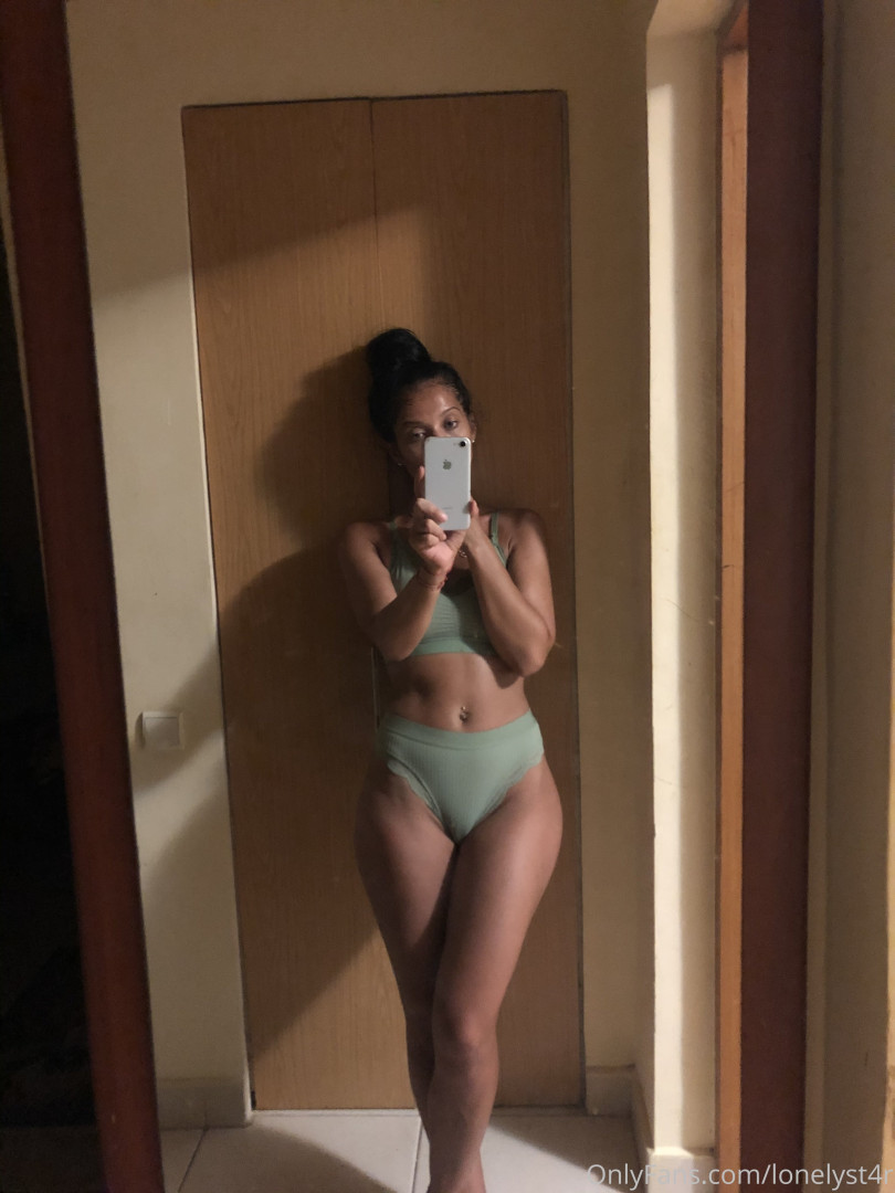 Photo by lonelyst4r published on October 16,2023 18:34:36 - BestThots