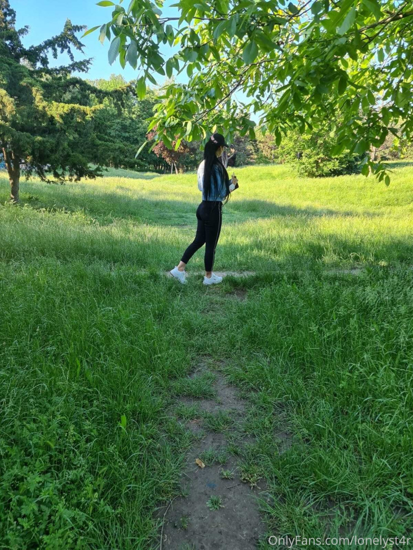 Photo by lonelyst4r published on October 16,2023 18:43:26 - BestThots