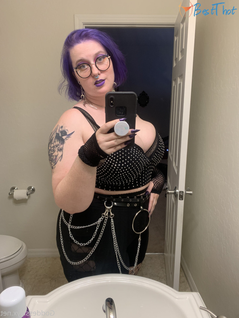 Photo by you_need_nyx published on December 26,2024 18:14:35 - BestThots