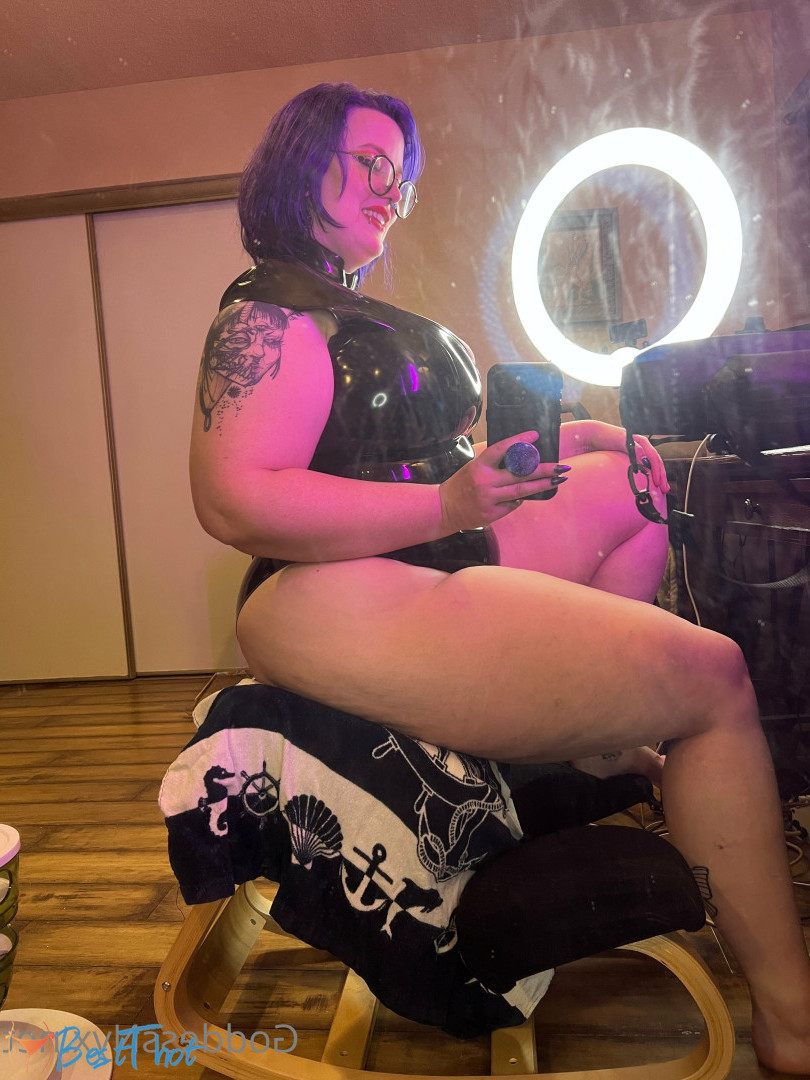 Photo by you_need_nyx published on December 26,2024 18:15:53 - BestThots