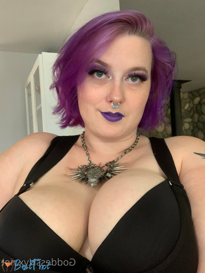 Photo by you_need_nyx published on December 26,2024 18:16:24 - BestThots