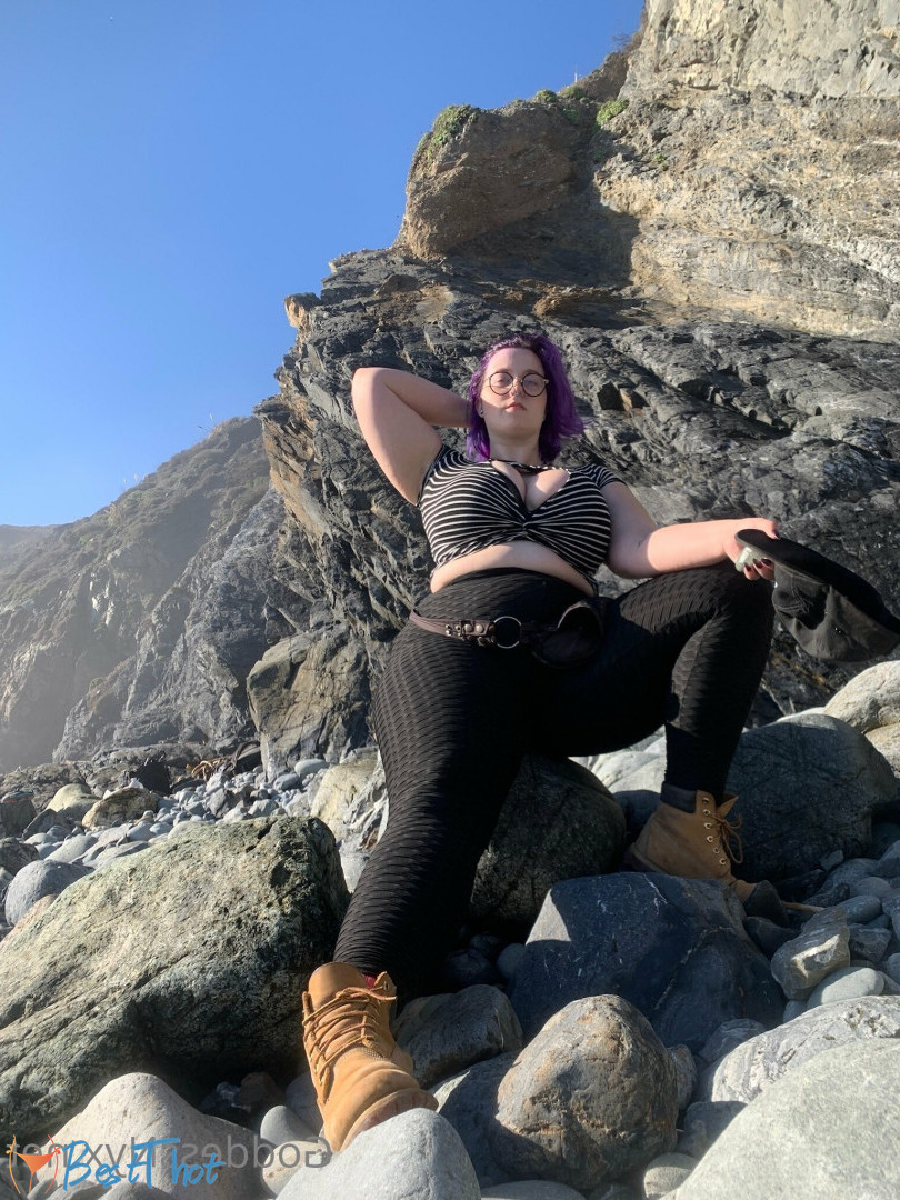 Photo by you_need_nyx published on December 26,2024 18:17:19 - BestThots