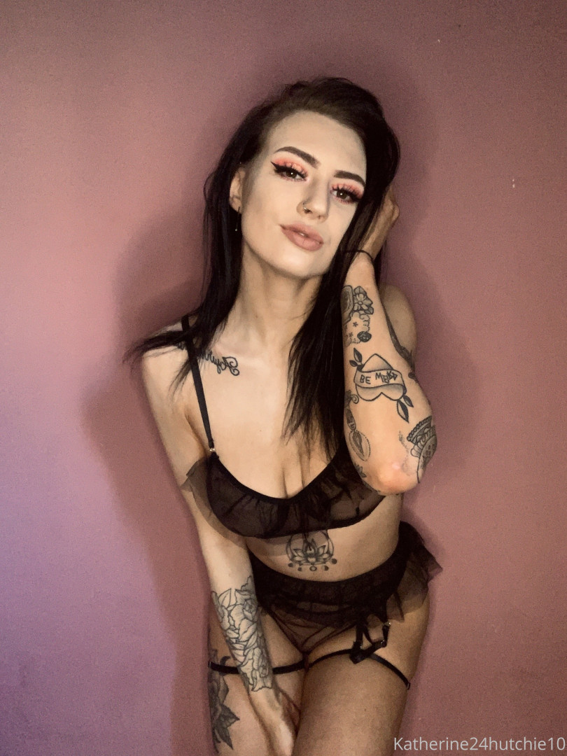Photo by ameliaarosex published on June 17,2023 16:44:41 - BestThots