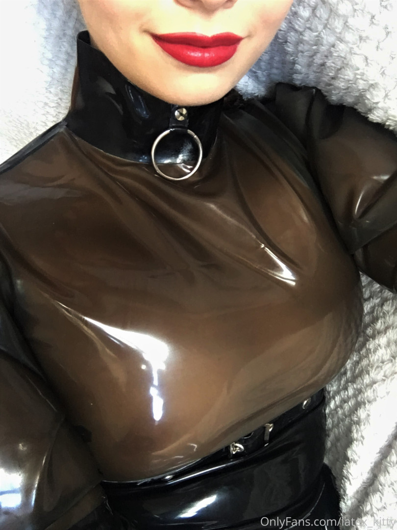 Photo by latex_kitty published on October 12,2023 04:12:31 - BestThots