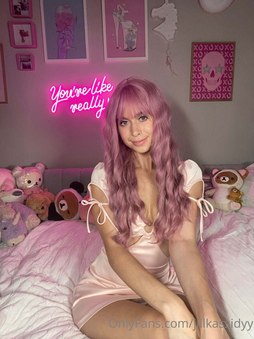Photo by jillkassidyy published on October 17,2023 00:24:30 - BestThots