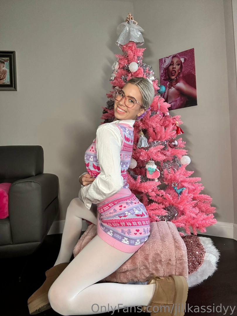 Photo by jillkassidyy published on October 17,2023 04:43:54 - BestThots