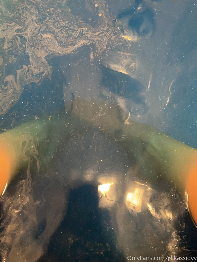 Photo by jillkassidyy published on October 17,2023 04:47:17 - BestThots