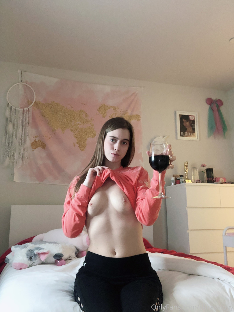 Photo by jillkassidyy published on October 17,2023 04:52:31 - BestThots