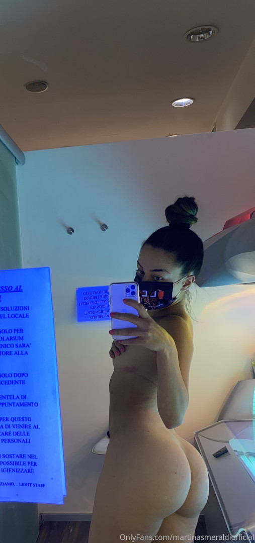 Photo by martinasmeraldiofficial published on August 24,2023 05:06:15 - BestThots