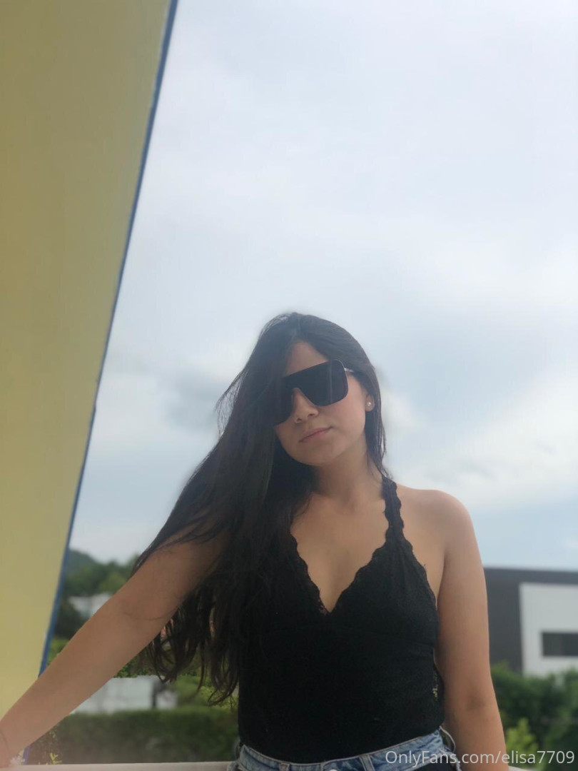 Photo by elissatorres published on October 15,2023 07:13:40 - BestThots