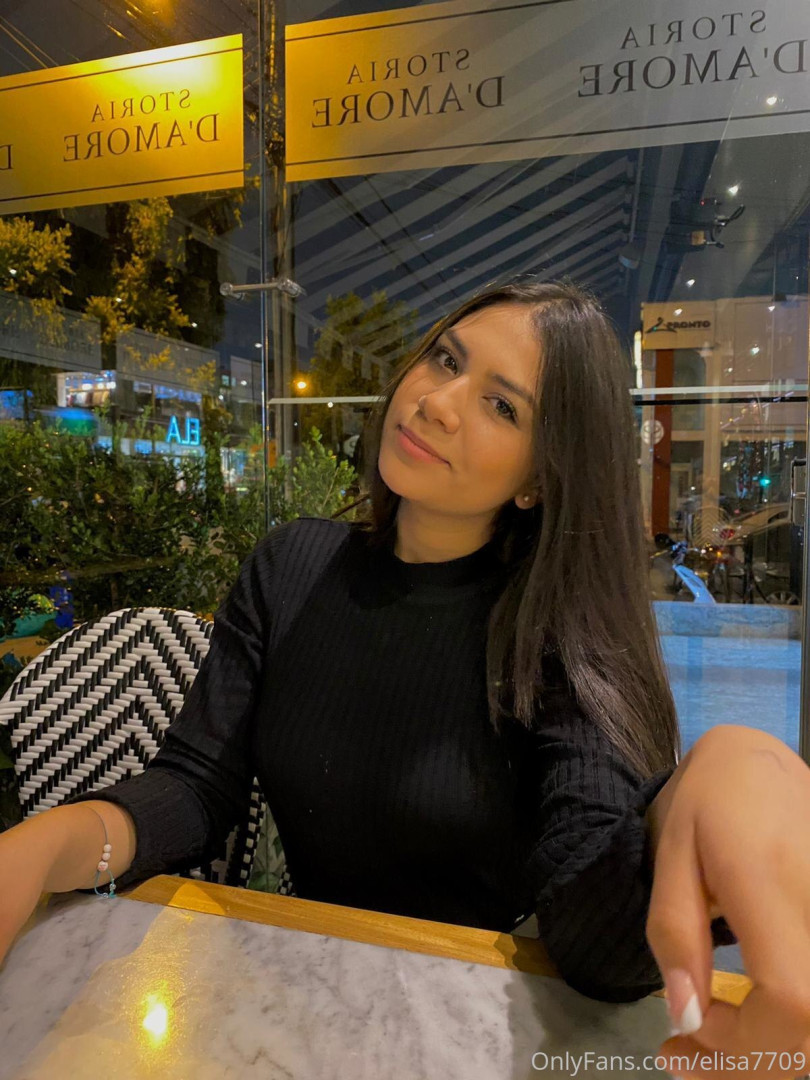 Photo by elissatorres published on October 15,2023 08:58:15 - BestThots