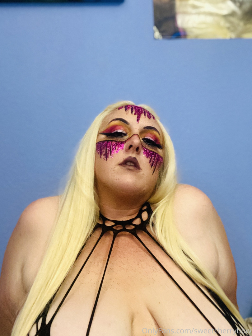 Photo by sweetcherrybbw published on June 22,2023 14:48:08 - BestThots