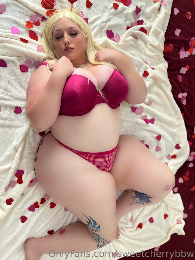 Photo by sweetcherrybbw published on June 22,2023 14:49:55 - BestThots