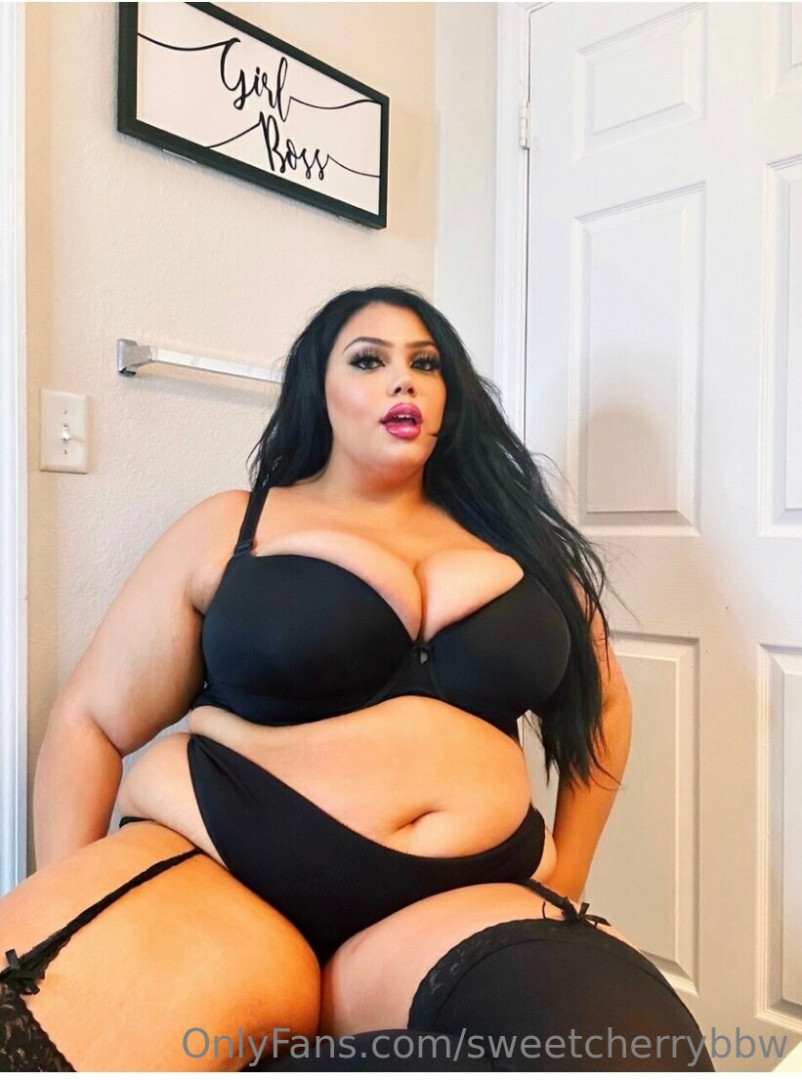 Photo by sweetcherrybbw published on June 22,2023 14:50:48 - BestThots