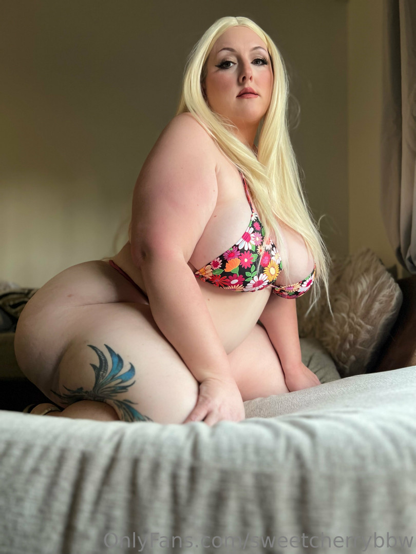 Photo by sweetcherrybbw published on June 22,2023 14:52:24 - BestThots