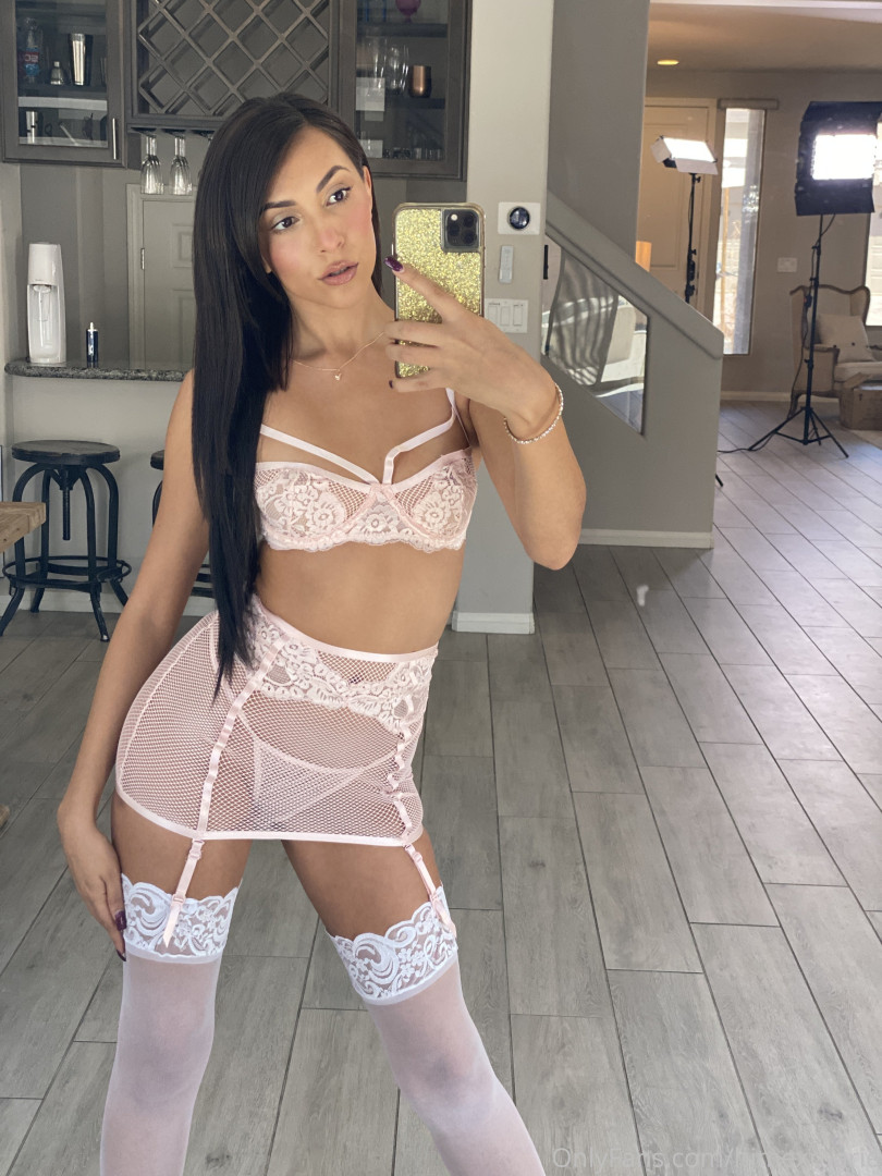 Photo by himexmarie published on June 9,2023 04:00:39 - BestThots