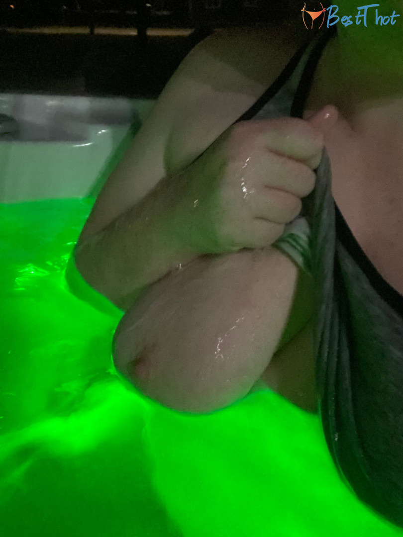 Photo by rachel000 published on December 12,2024 09:42:27 - BestThots